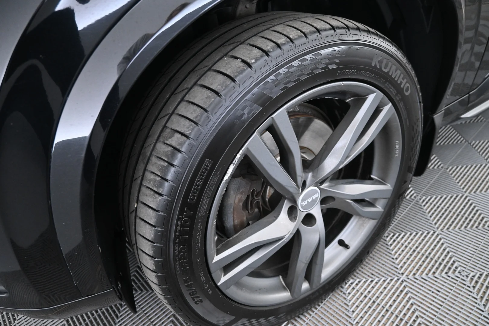 Car Image - u2XPAizXwWhnufjW9THcP