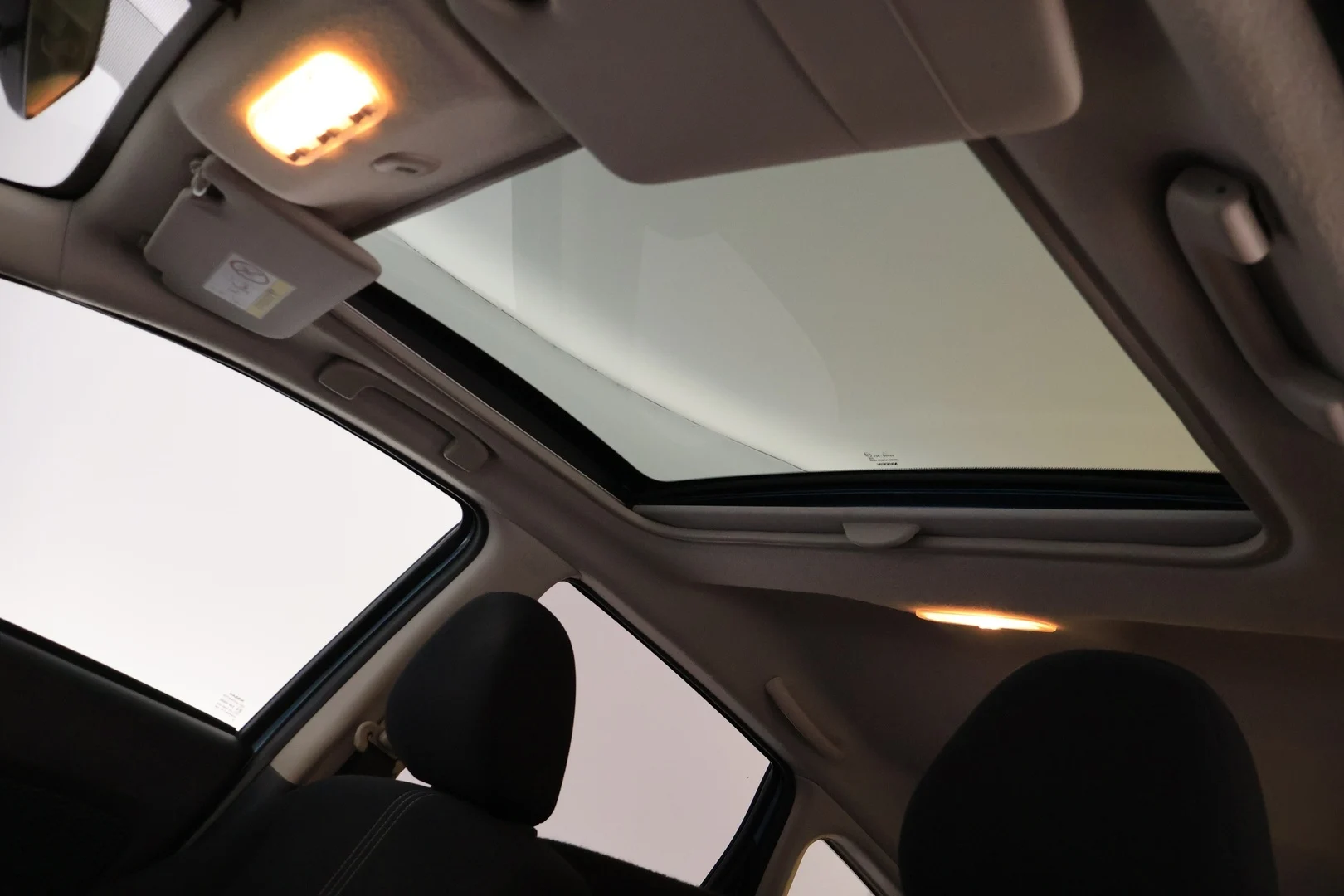 Car Image - 3H6x2Y1WVVvlHgfOR44MbY