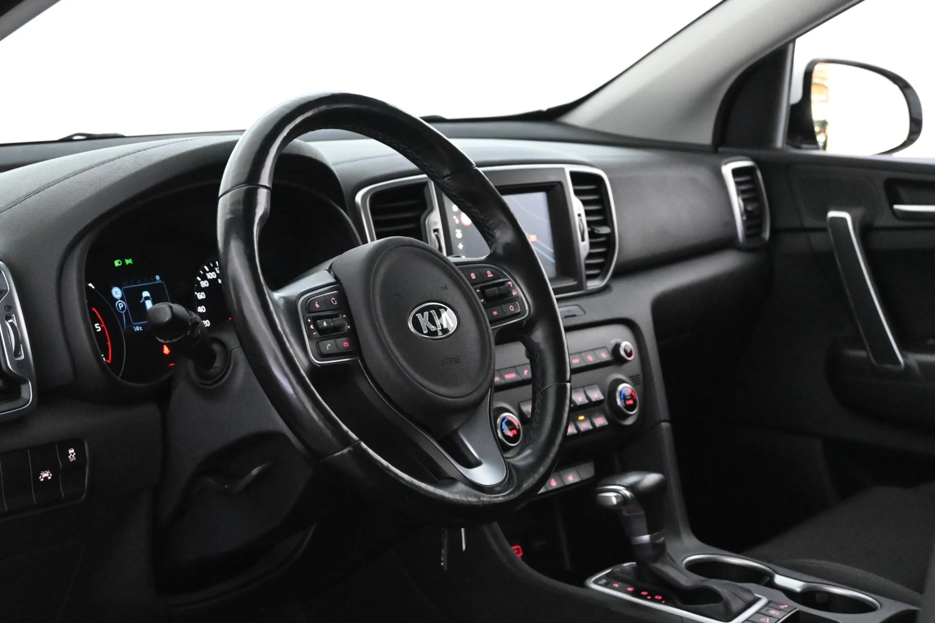 Car Image - 41gk8OyZEOoQEBfnRYl8gZ