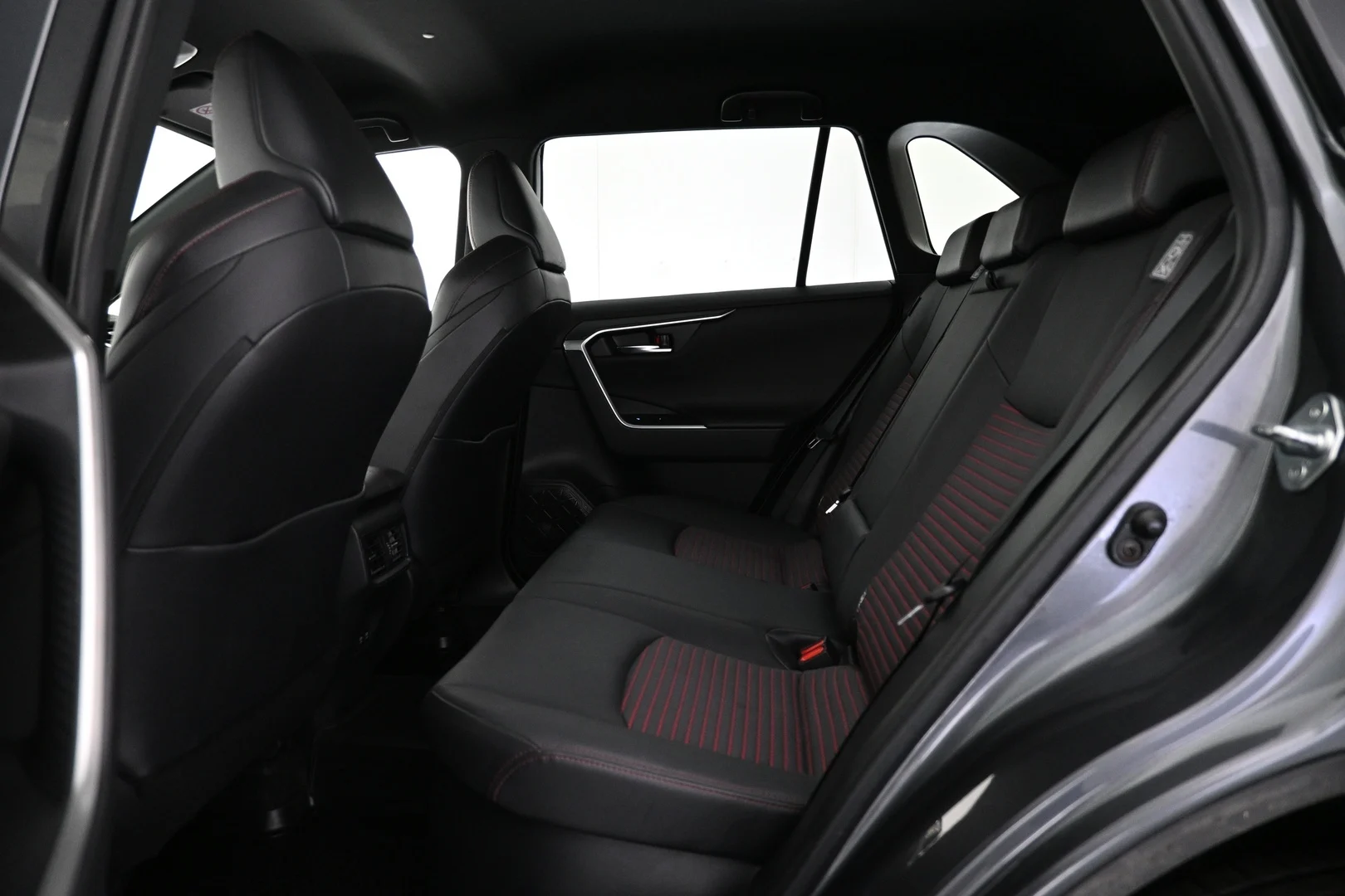 Car Image - 4YlX8c67ay1WaKuITWK2oF