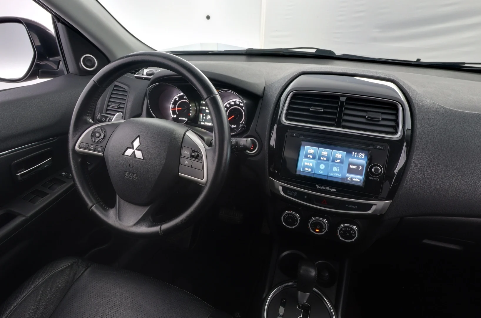 Car Image - 6IneTSD9YvD5Xv2S57RMSB
