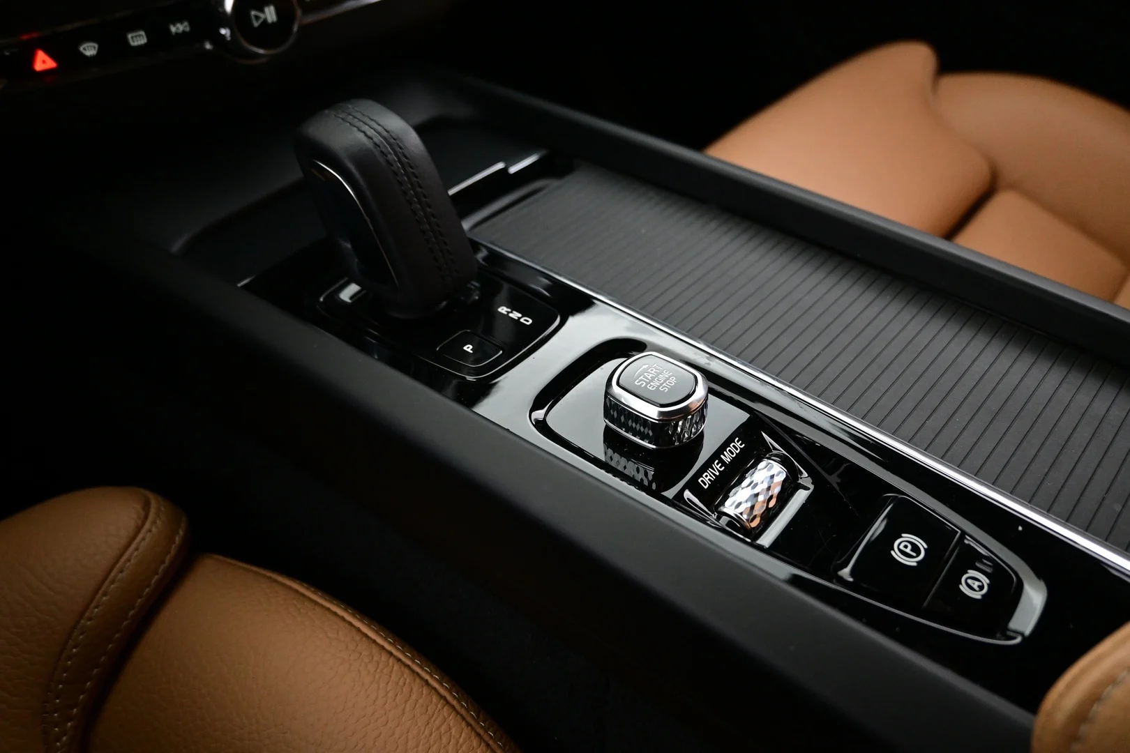 Car Image - 2iHWTDtgUlyu6sICX4r4WC