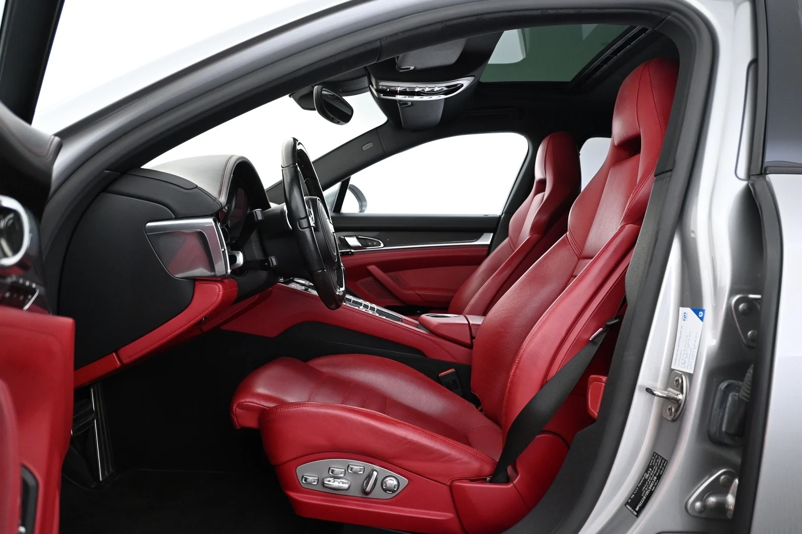 Car Image - Ds2sCAwNELaAGqCd0rPs5