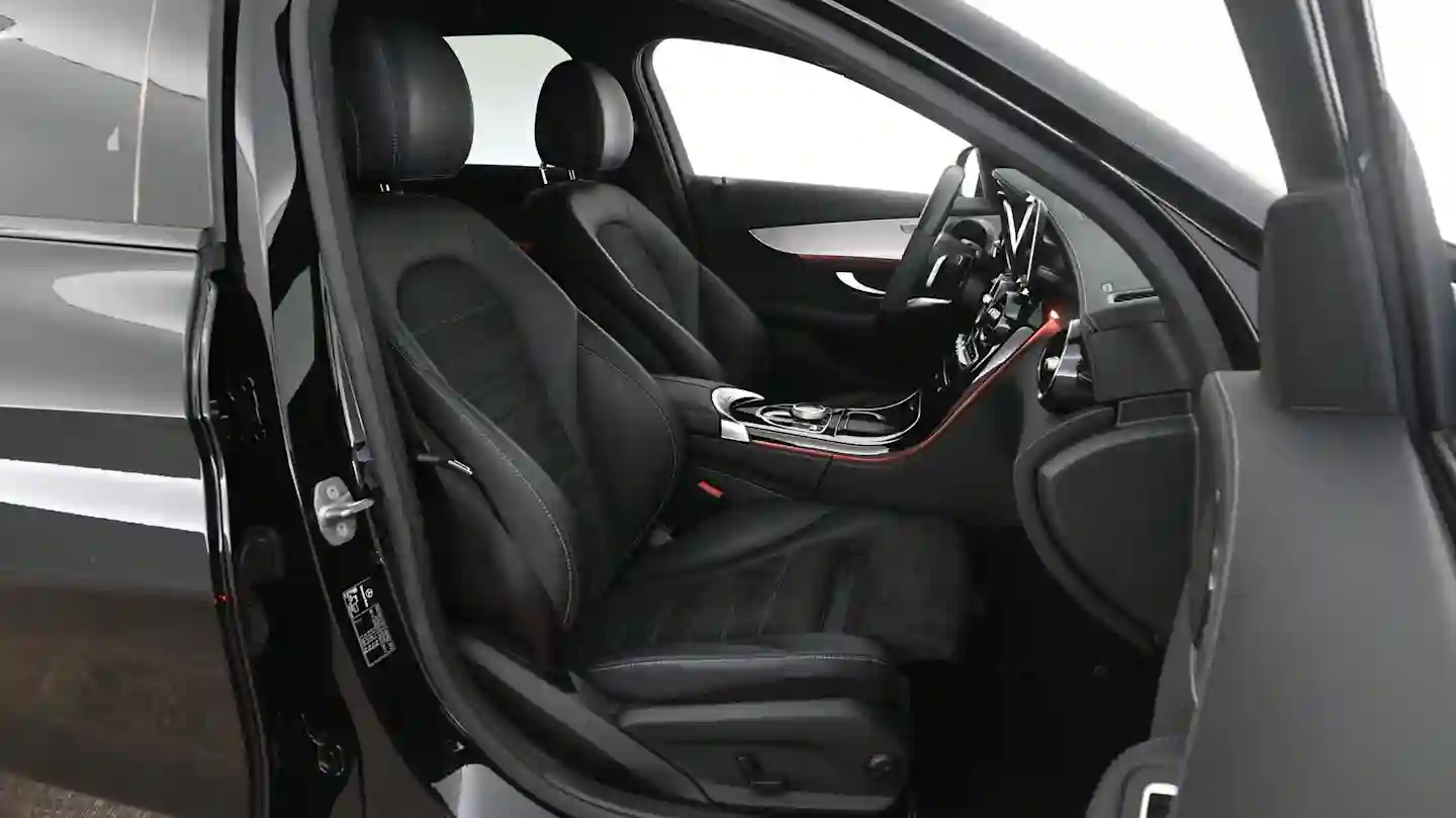 Car Image - 3IXQvZVlNSI0EMvZQ6DFQs