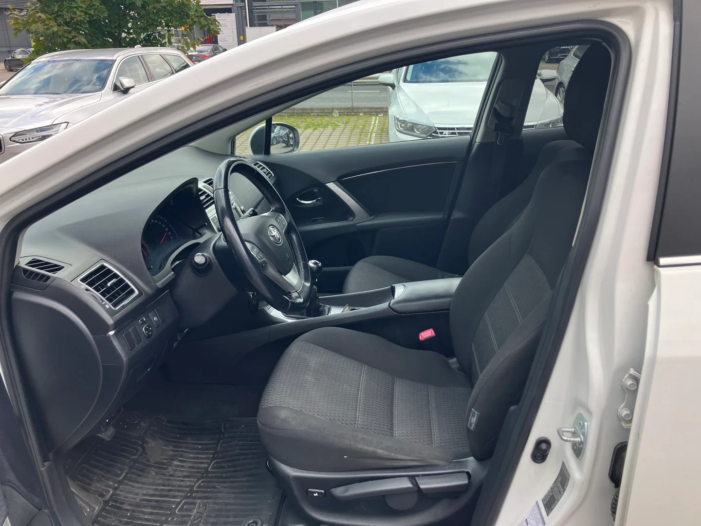 Car Image - b6eZkh9YUcrDrL9dCF2G6