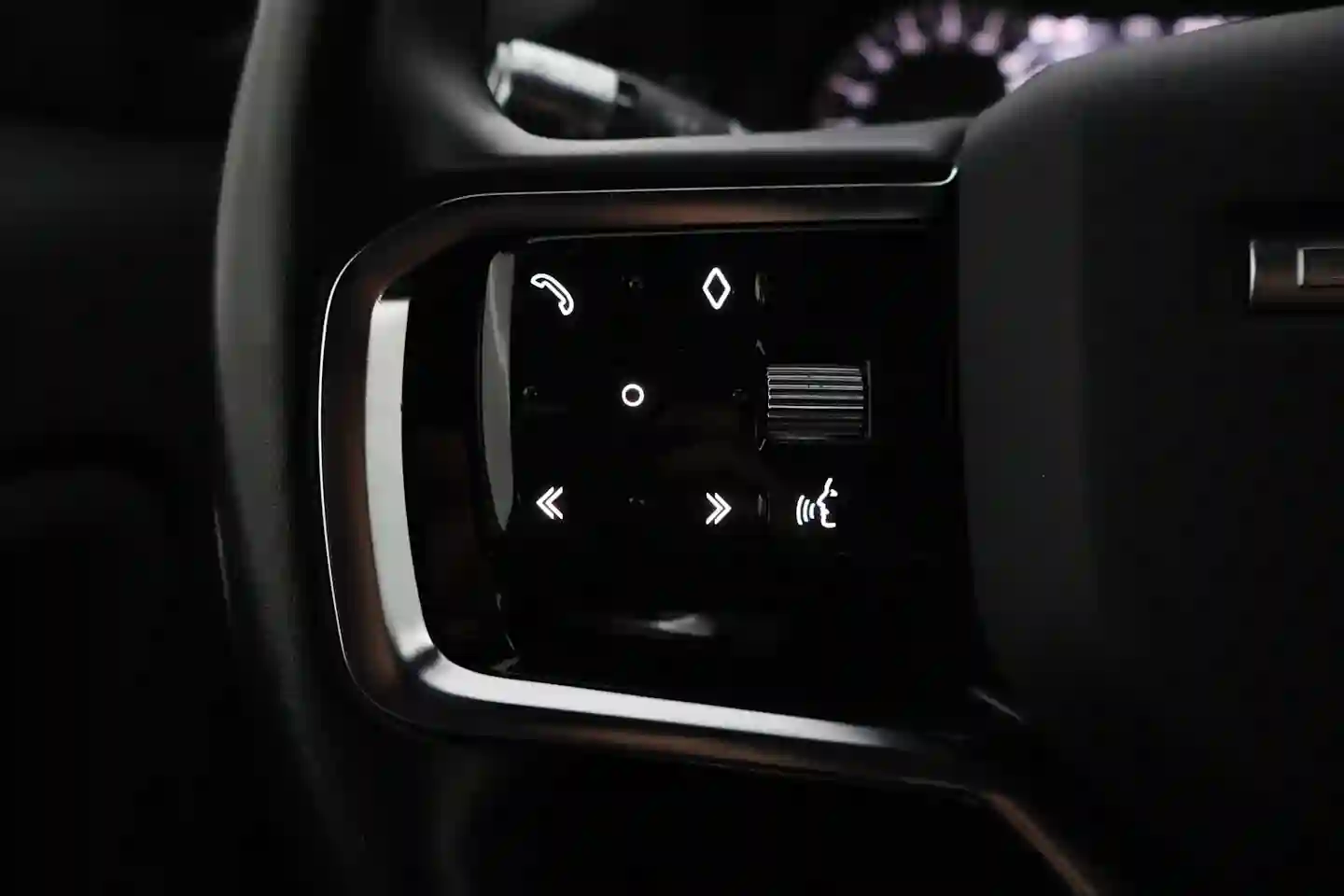 Car Image - IsPOmpLLeiN785GOOqGpU