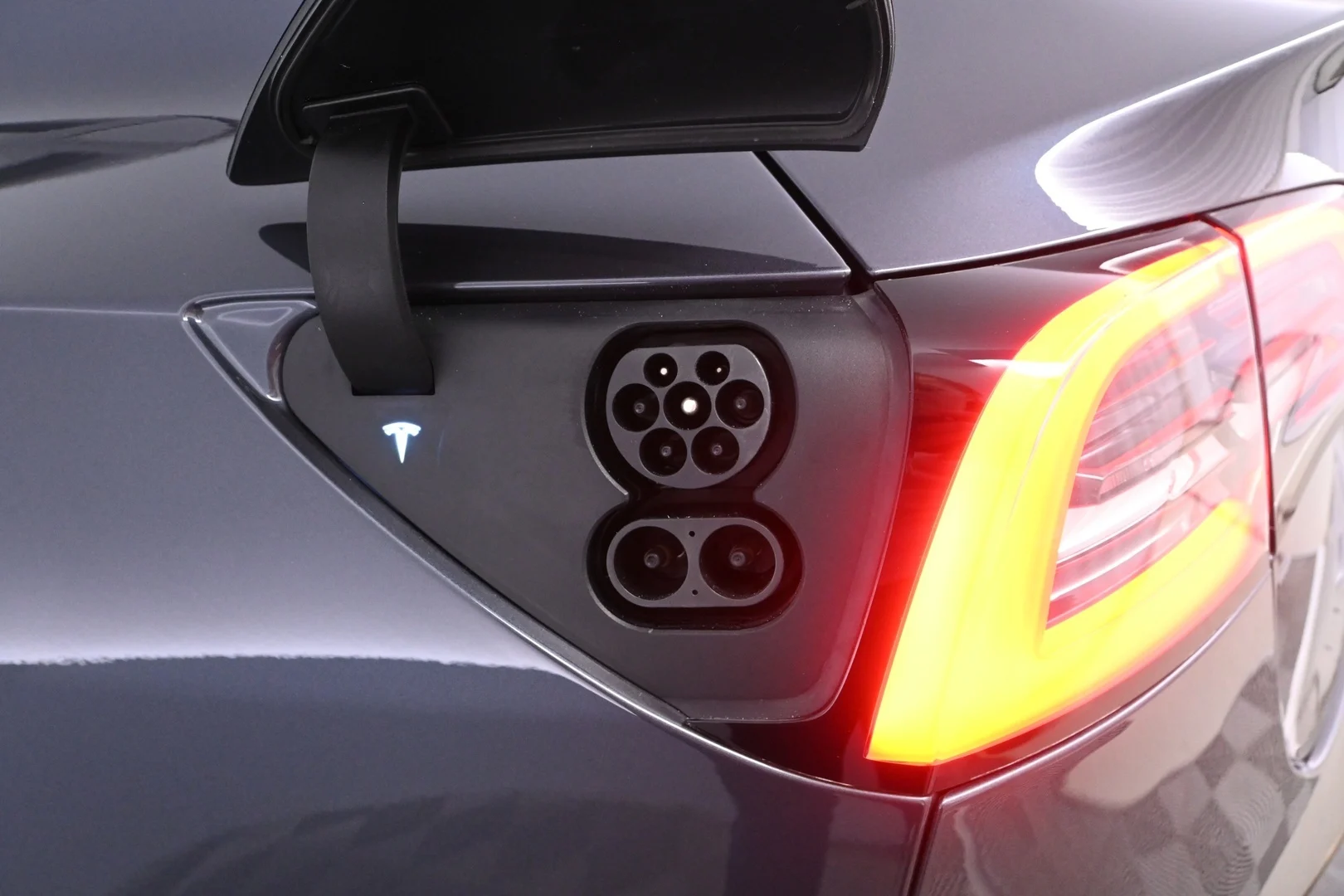 Car Image - 6QpRZ1RfYMqfS3wcGgQsbS