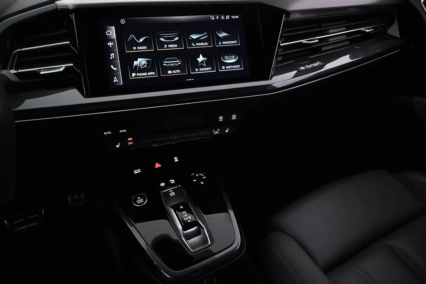 Car Image - 4f6lcNLgF0QAo1QeT6K9f1