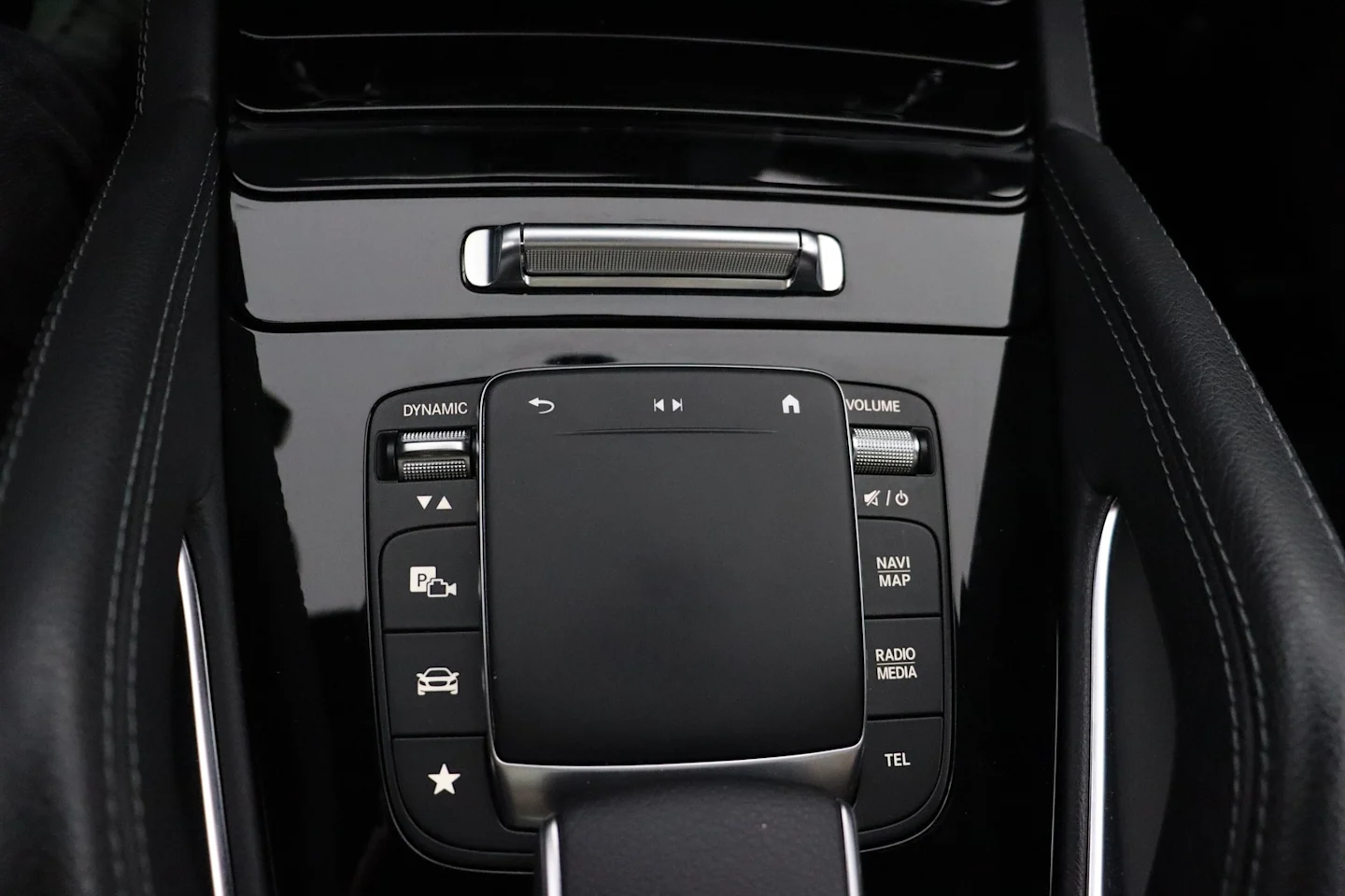 Car Image - 2NsUQdo8wbBNBdrLOJs6vq
