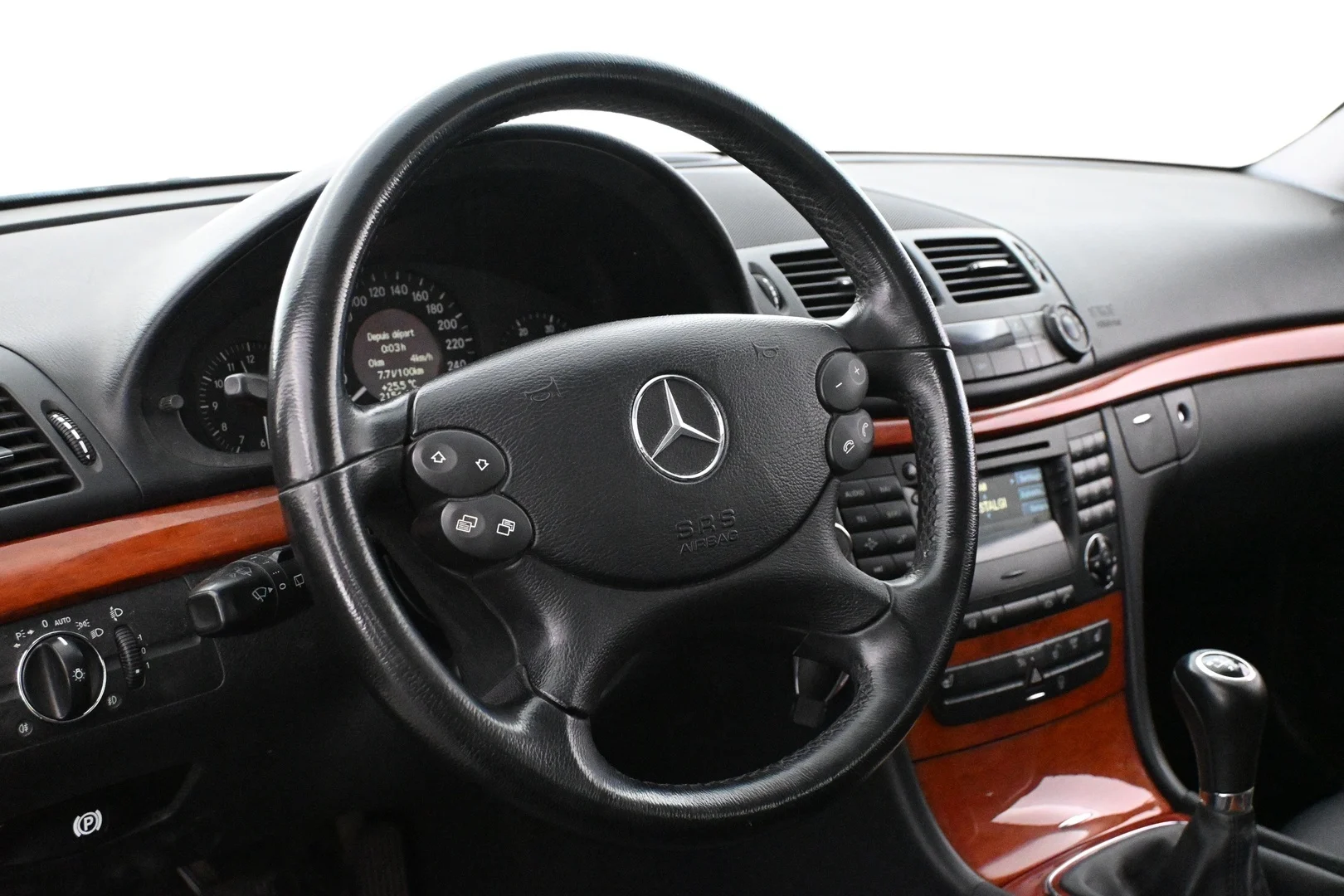 Car Image - 46EDba9l7UluExoVtwcf1c