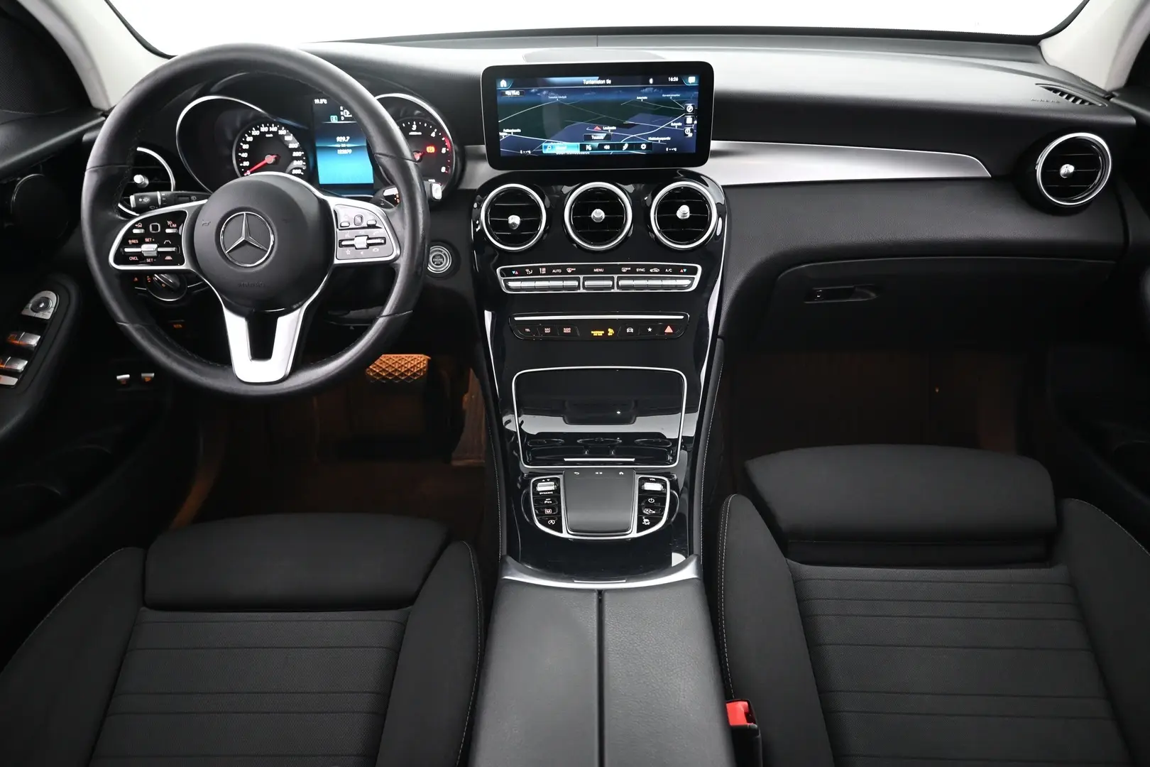 Car Image - 2VhyiIZwJ2dQxOmDFxJhLL