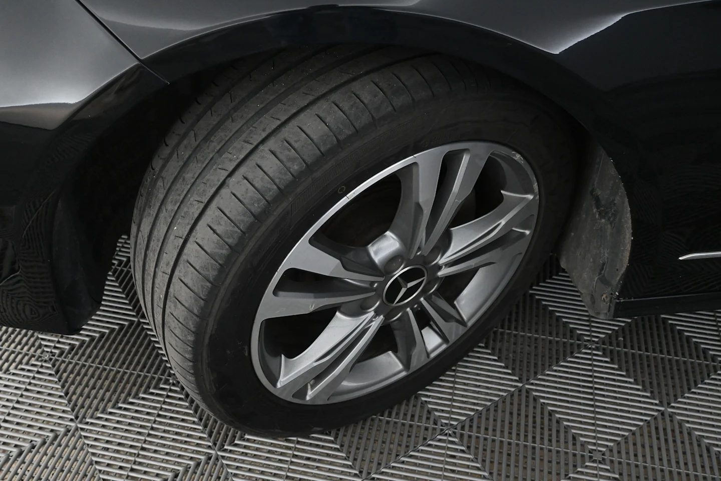 Car Image - 4GnvEMvPiZWbHGf9V3K1PY