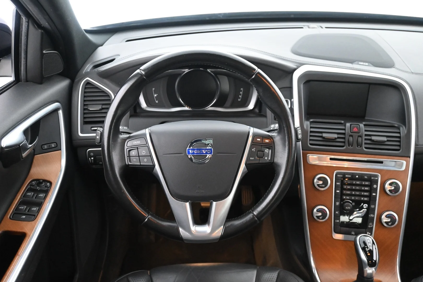 Car Image - 75deAOZ9KVCqSAX2KCSW5L