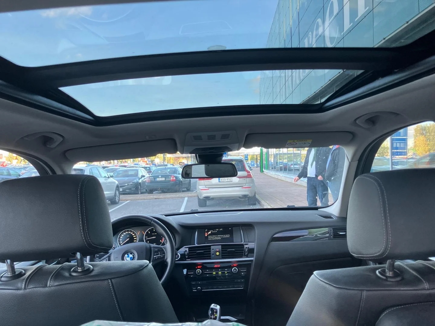 Car Image - 27G5k3ohiBzn4kKbVkIOlv