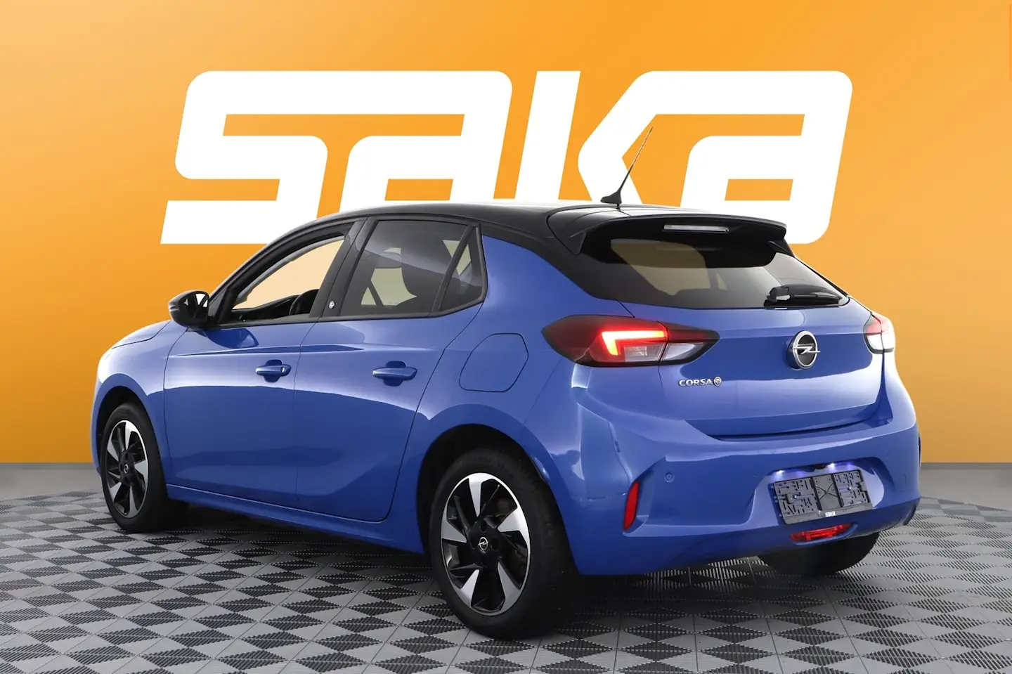 Car Image - 1107FVQXrPnQeFeDiHNZ2v