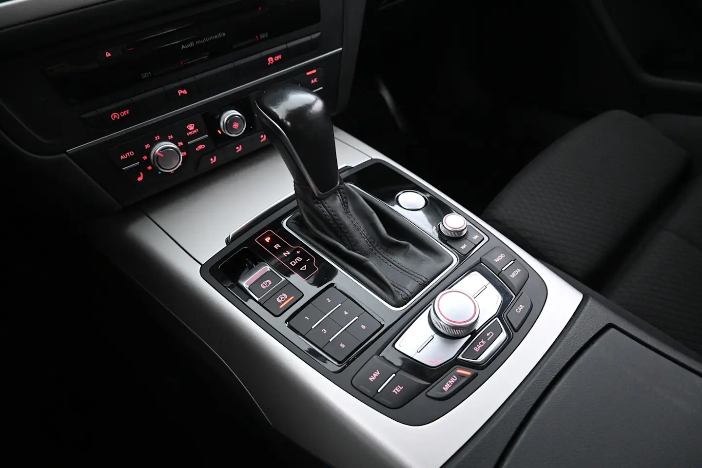 Car Image - 2bzuuQ6DpebRMZEpOcptuF