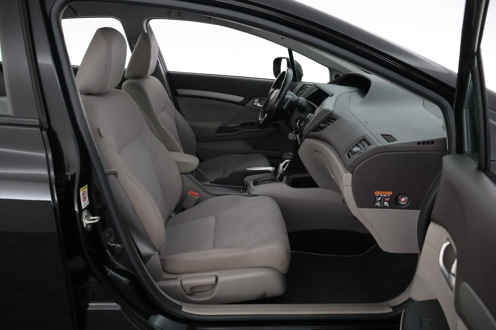 Car Image - 2bYbWG85PbLUVB0BaFHQb1