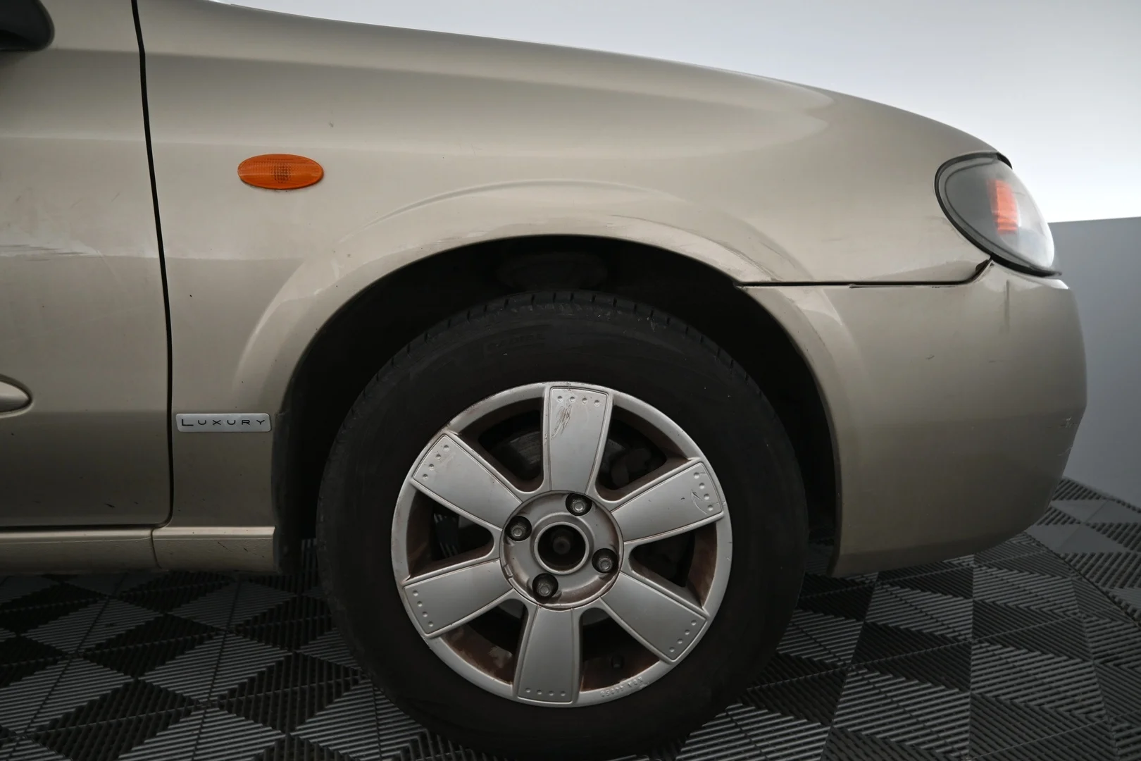 Car Image - 4byQPx40WCmW6TvMeo6dXy