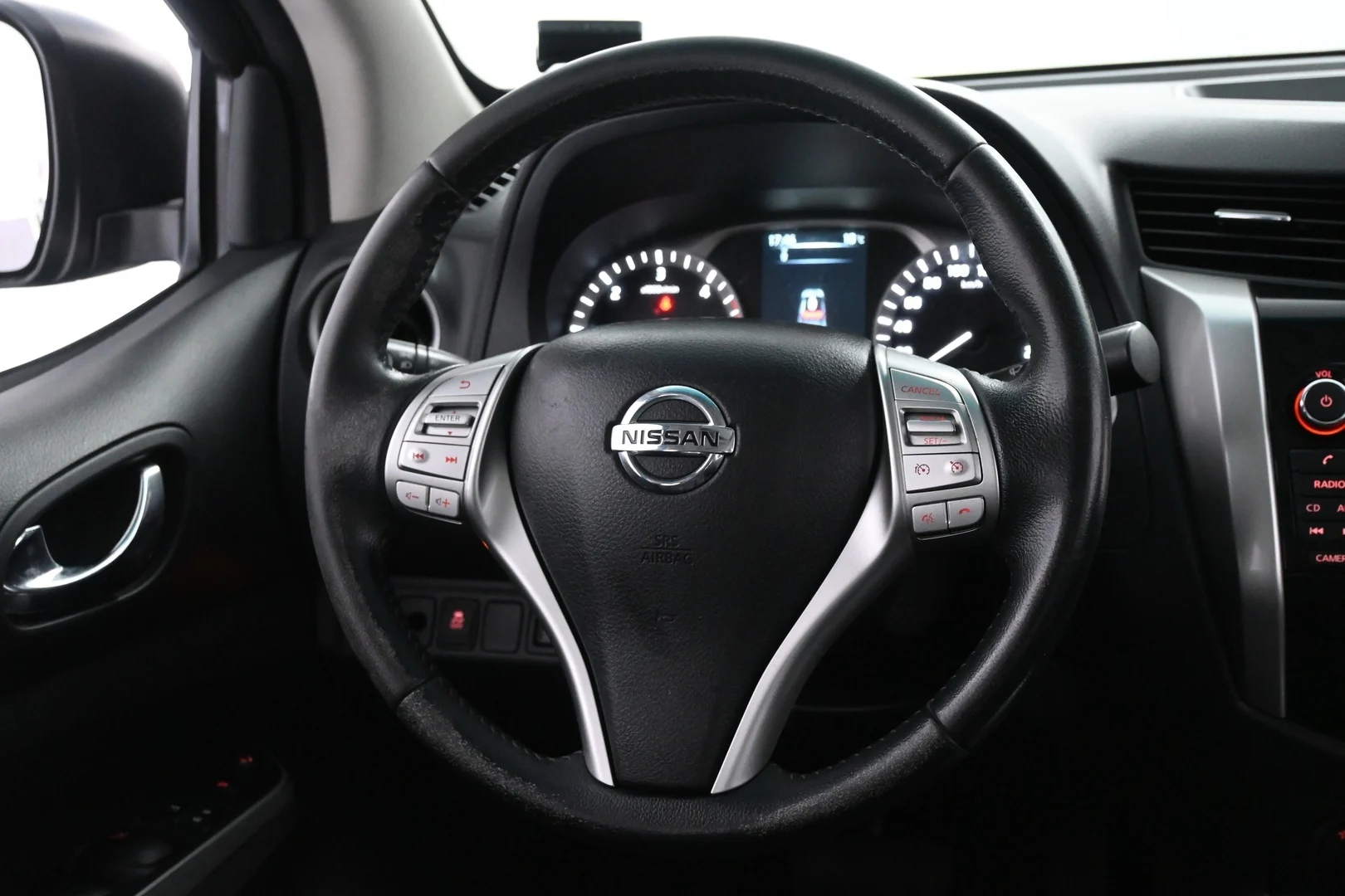 Car Image - Ox5wyL46lNsxcHFbN6mFx