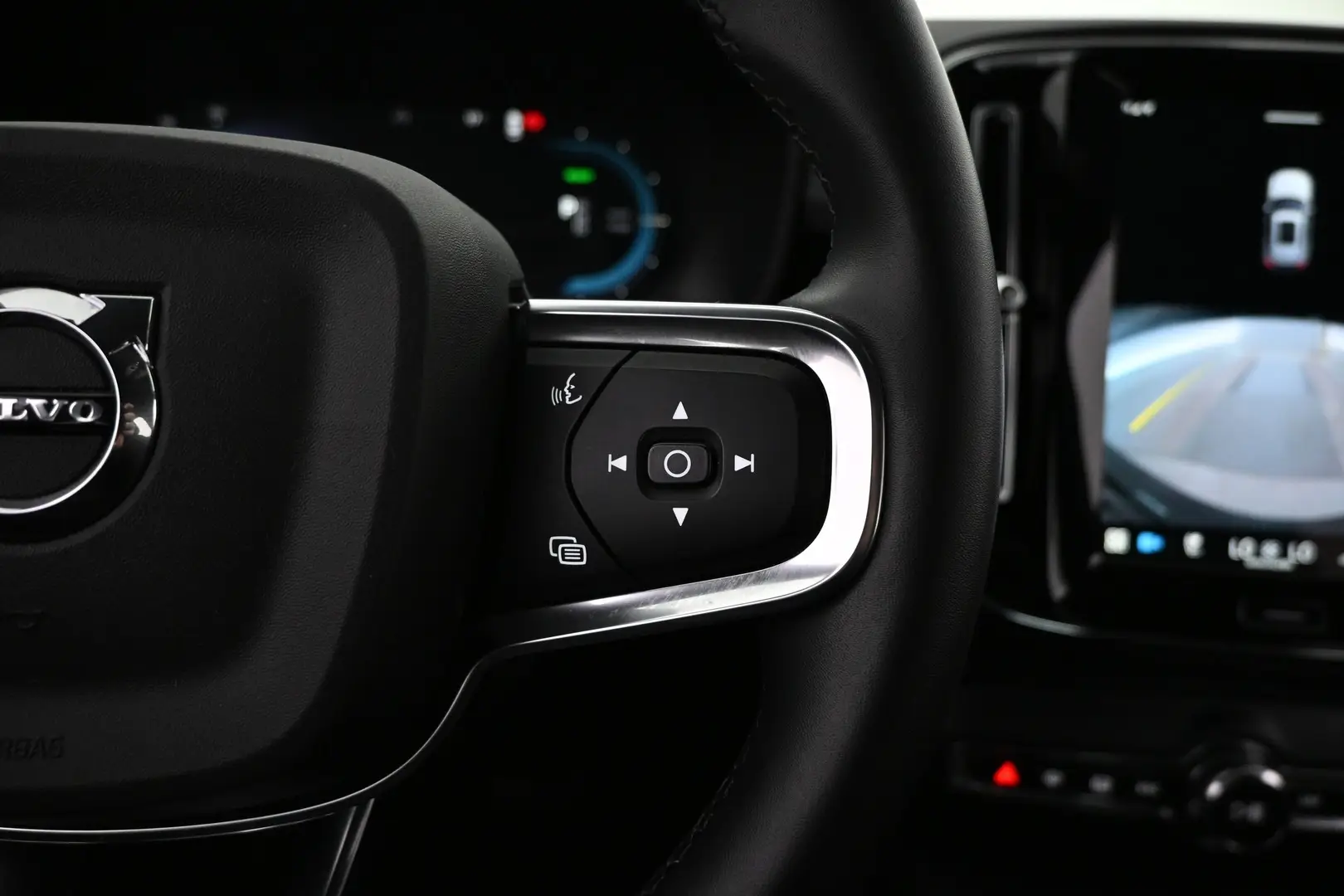 Car Image - 3xjmwuWlWxaQVba8fg7i07