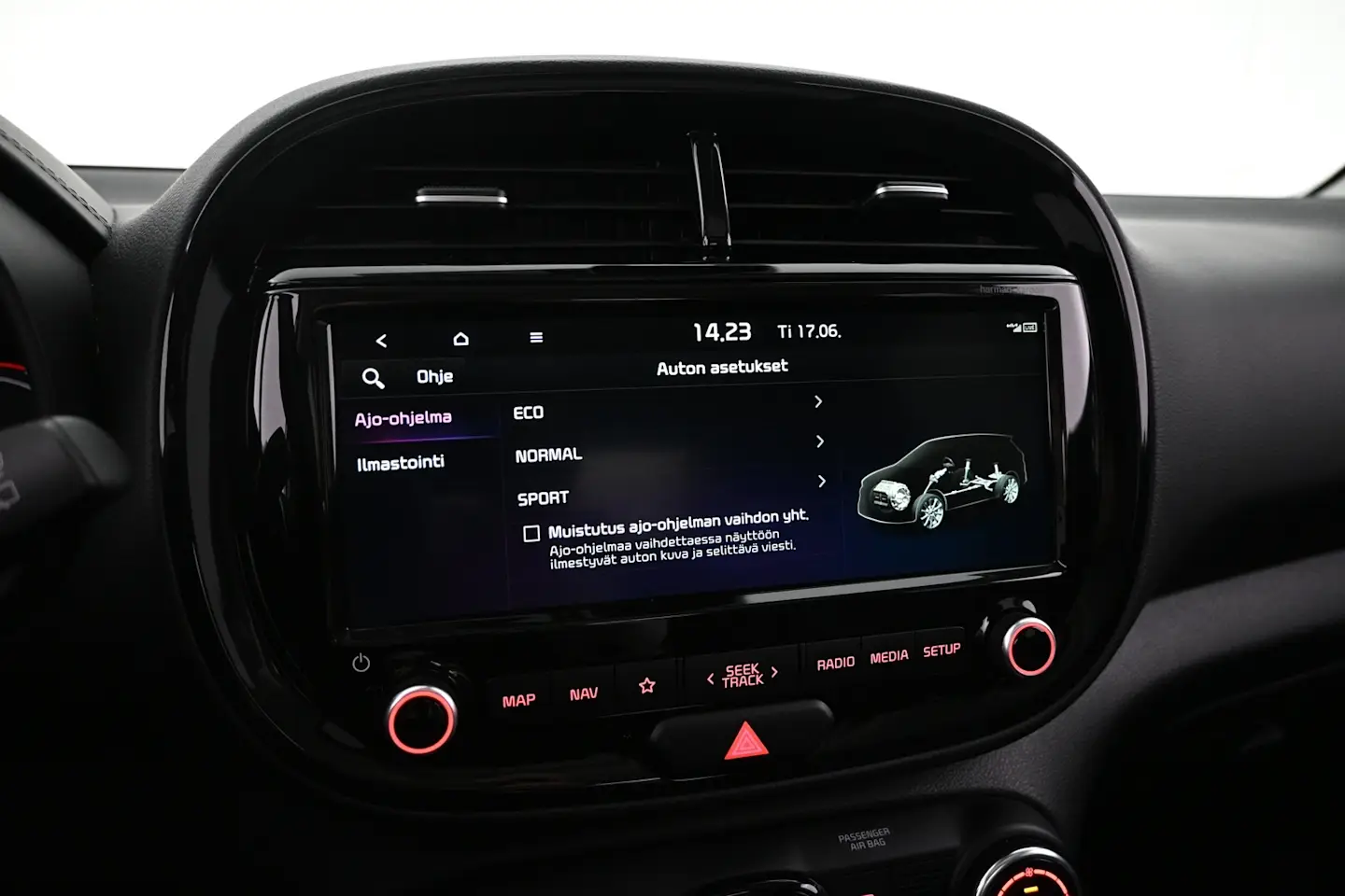 Car Image - 3BnMGAGScN5WFk4l8gI5ON