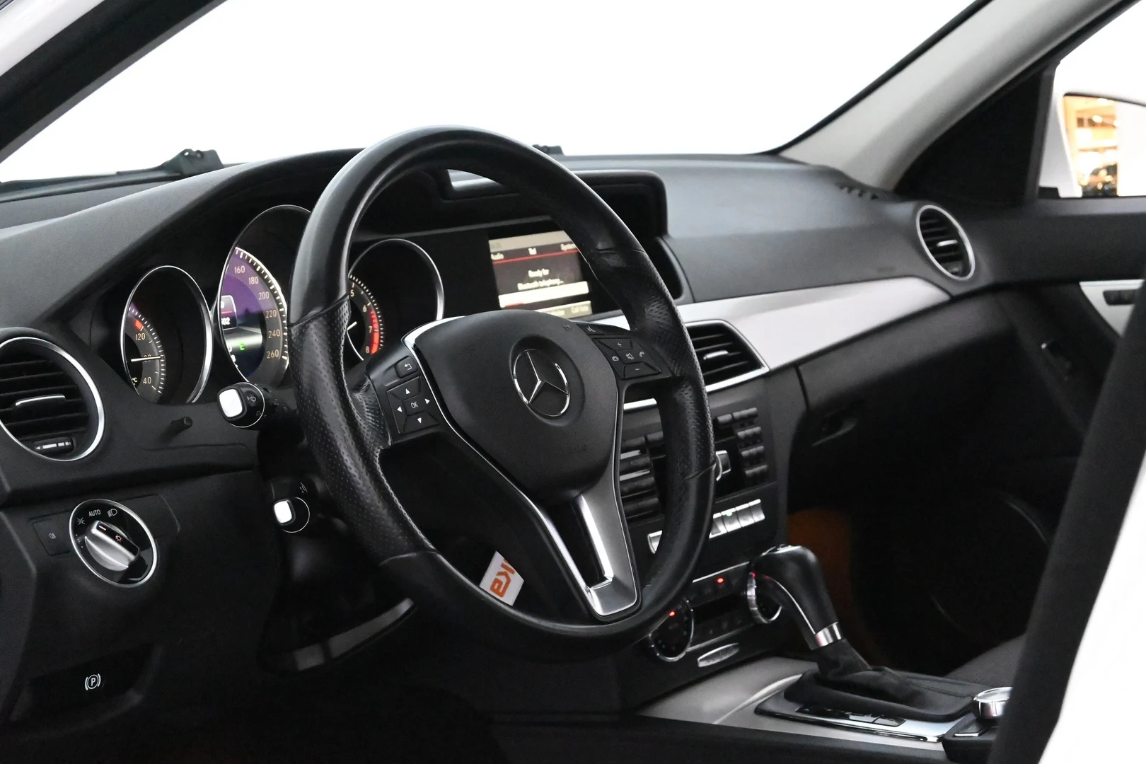 Car Image - 67QPSRZQPLyZaoZXsnsQJL