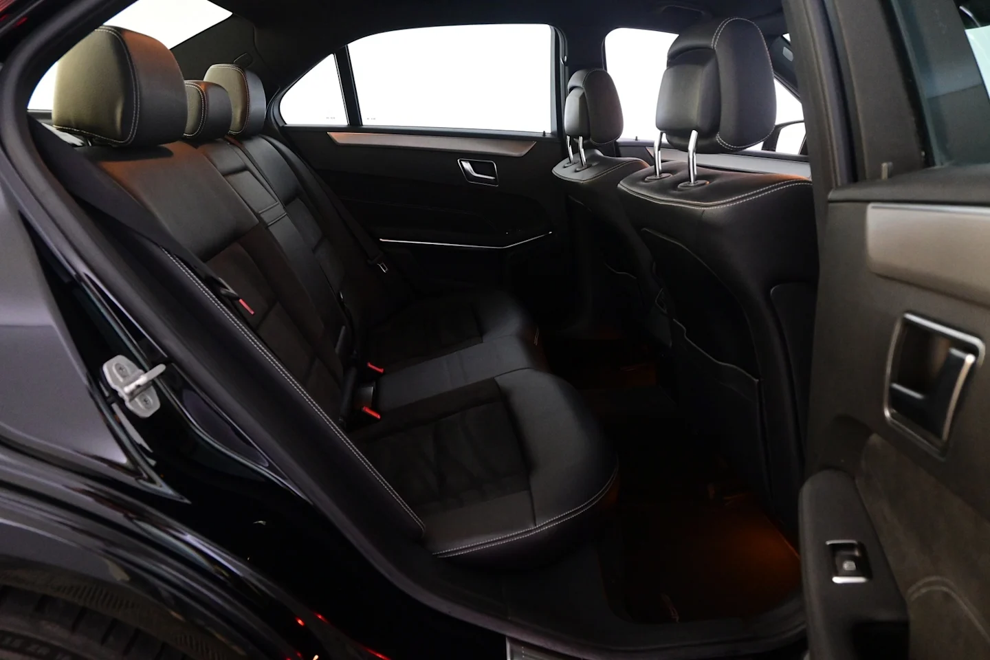 Car Image - 3HLls2Rp3LD0YhvkWV3iQV
