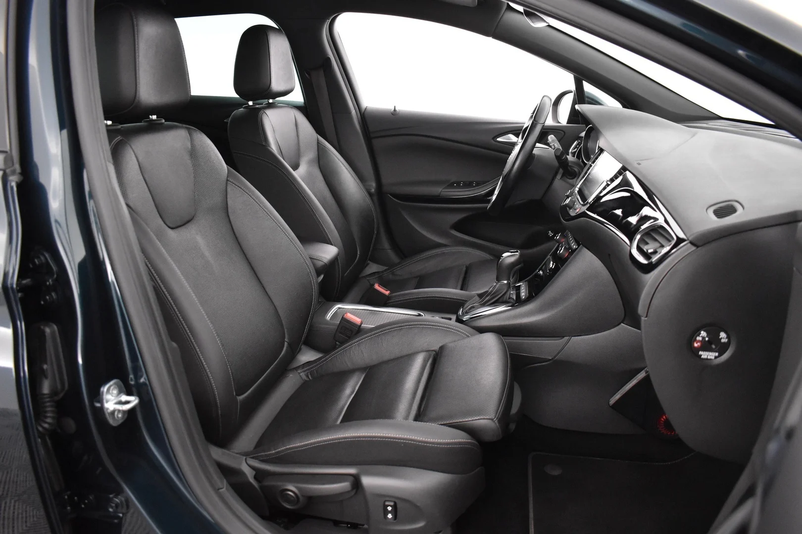 Car Image - 5Qaz0iWpk7TCxTdWqZaUm2