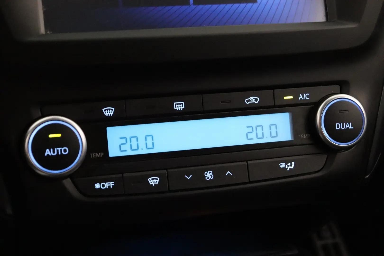 Car Image - 4iAtAMy9lhJcecaySAjbhw