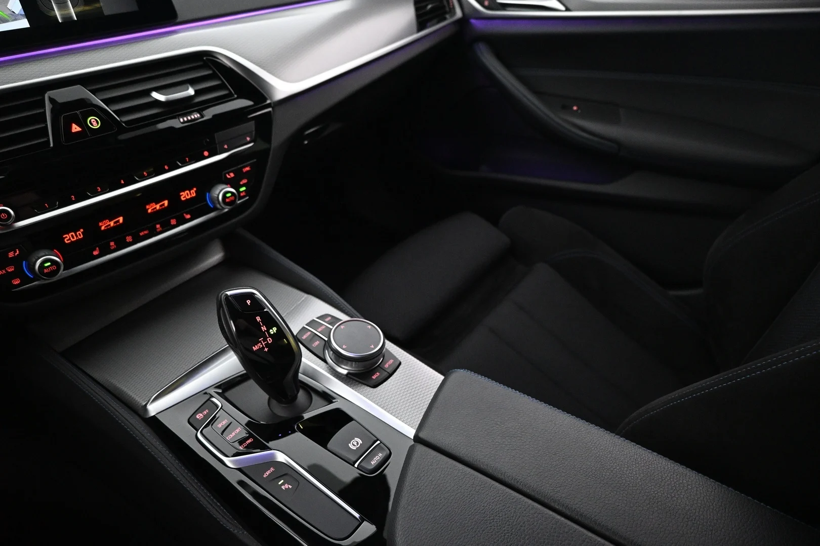 Car Image - w4ZiJsOQSSAexWxGYlANh