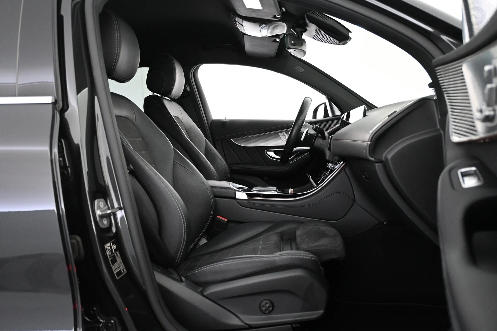 Car Image - 7c3sYkwmjVOgTrFe7pRSt8