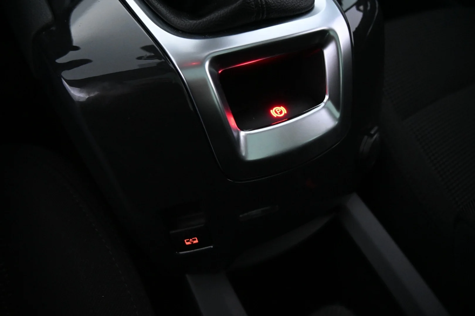 Car Image - 1C0zkr0rqvi7qltffJ8Pui