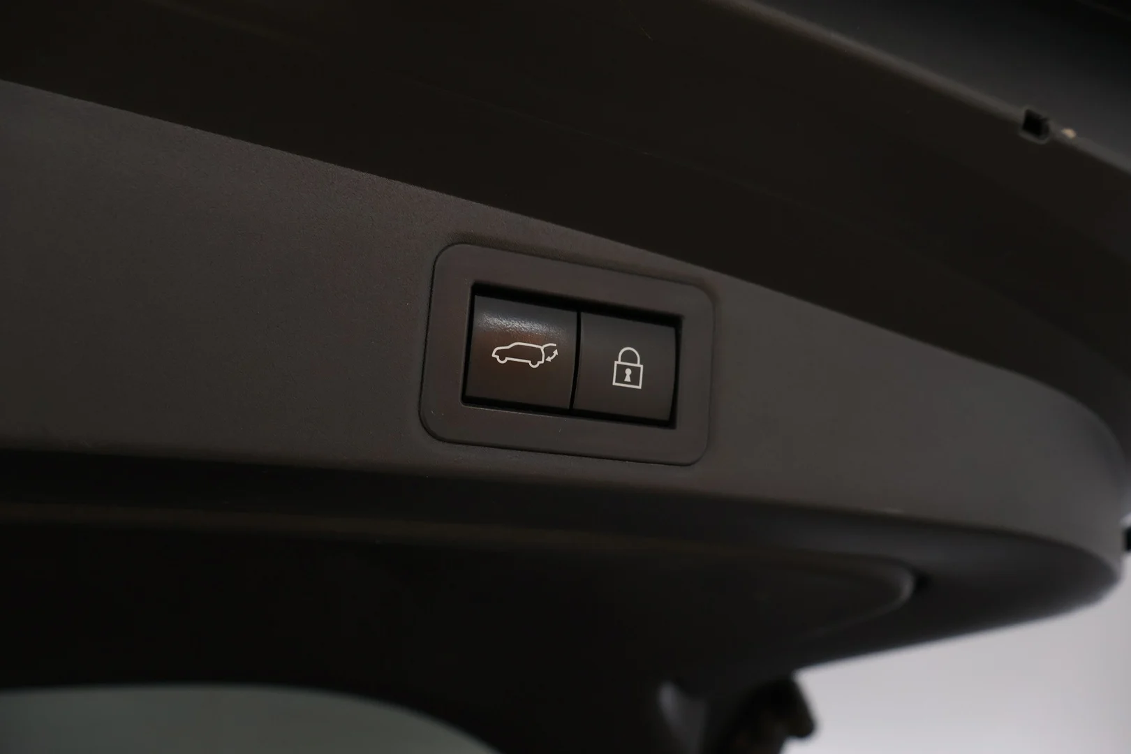 Car Image - 2mUEuNgPrHvw2WKmwPcvy7