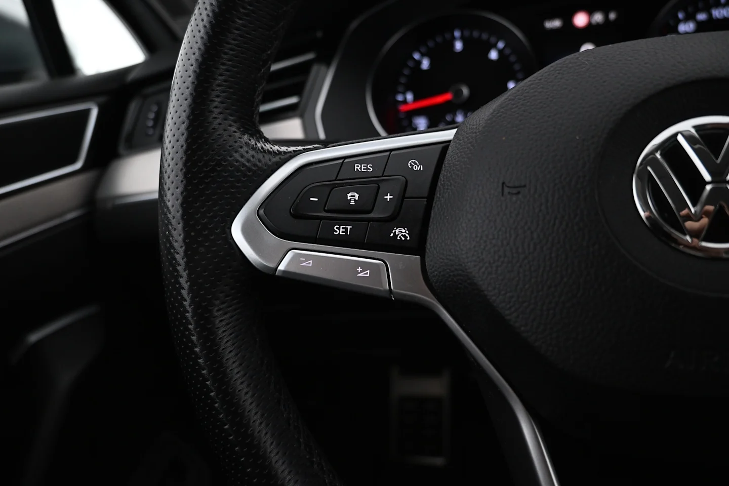 Car Image - 57kebgY0UalCNbUZE0aI9T