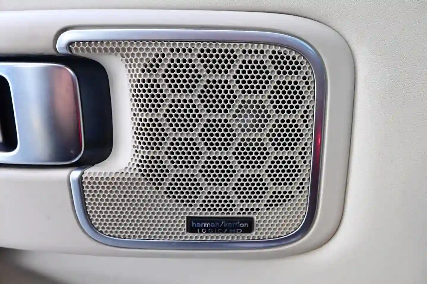 Car Image - 3iL7OUb78S7IXHsC8DqdZa