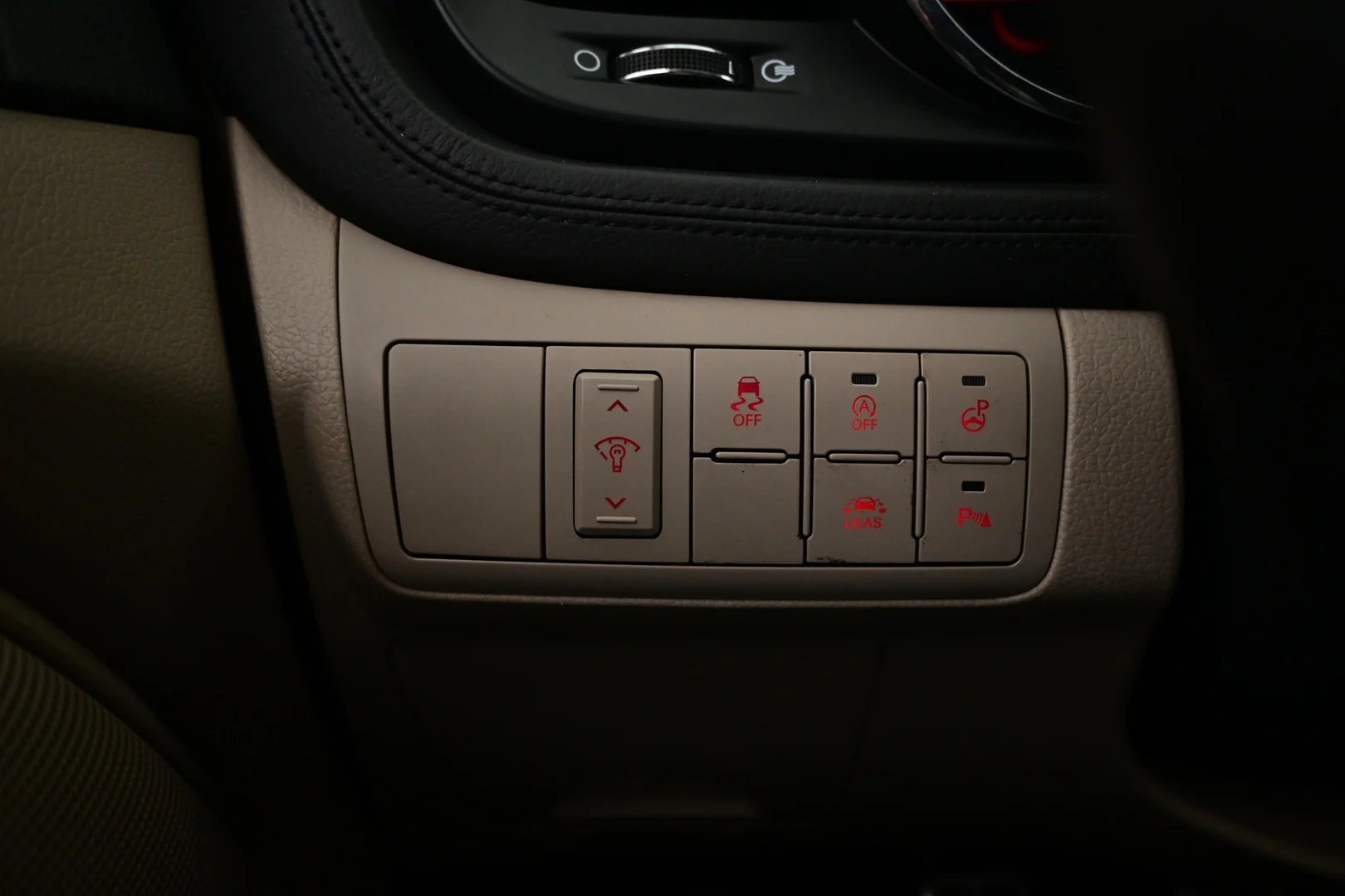 Car Image - 7pHnLydLOznneGtgmAotd1