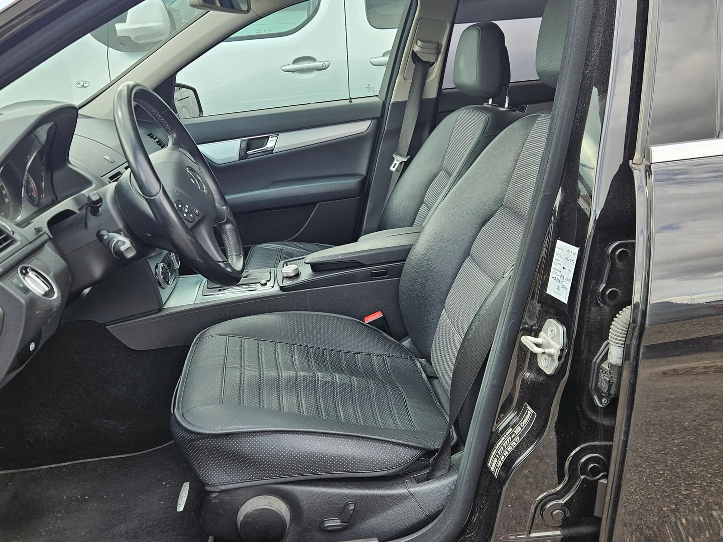 Car Image - 3xar7EPCZUNxs1v215z4Zc