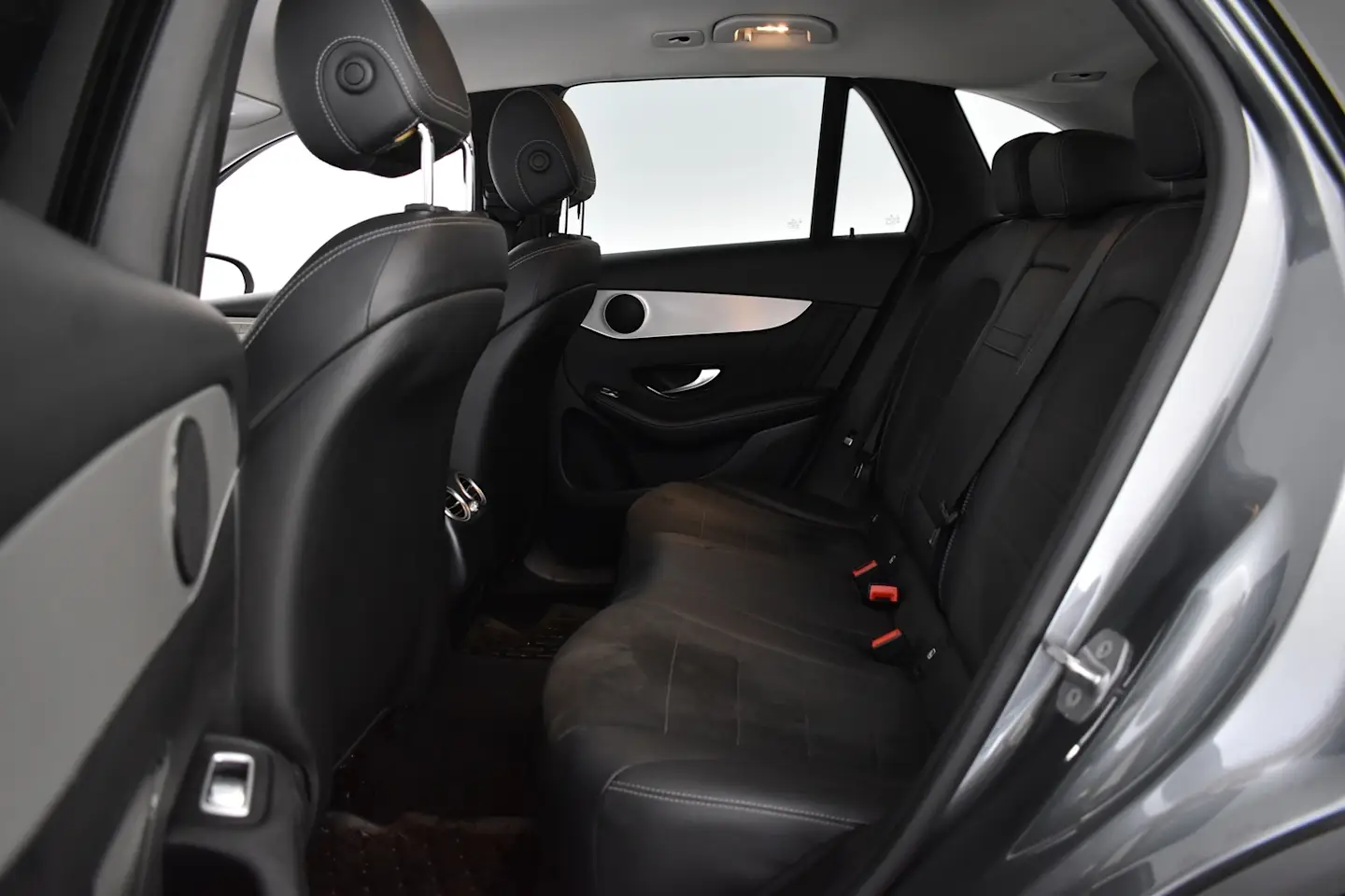 Car Image - 7HQq3MOQRnGI3ByDvxHblg