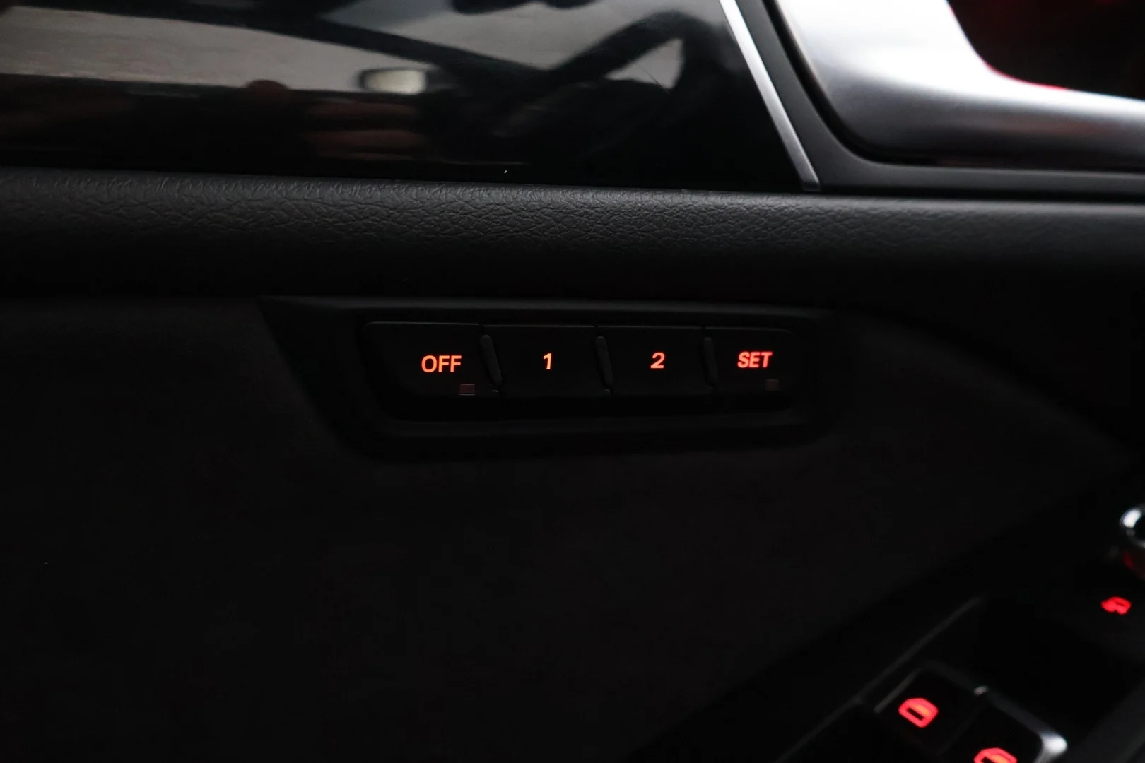 Car Image - 5FFwLYljLuaS9qavQNVr0O