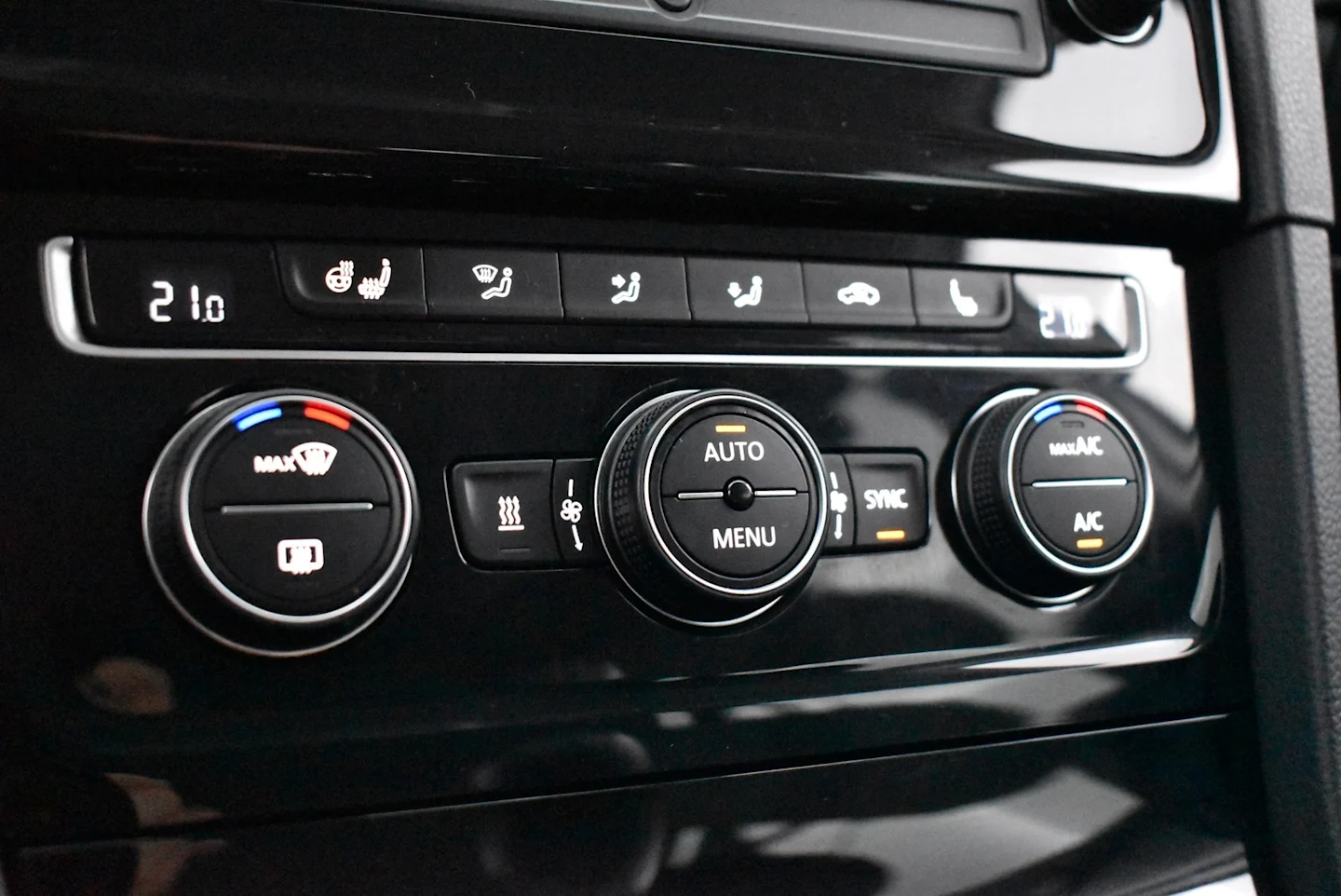 Car Image - 7jrmhSq9ws8WVj8yATCPyU