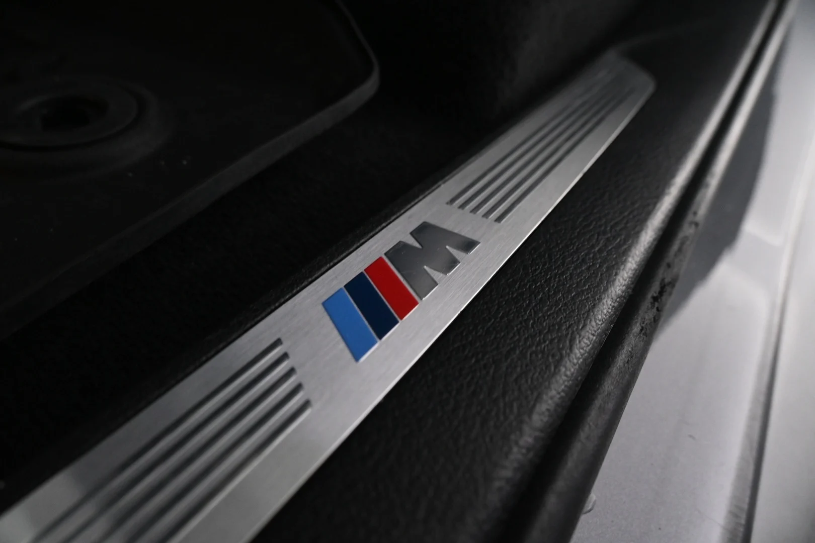 Car Image - 2fUku83E9jcAMM7Qt8y10m