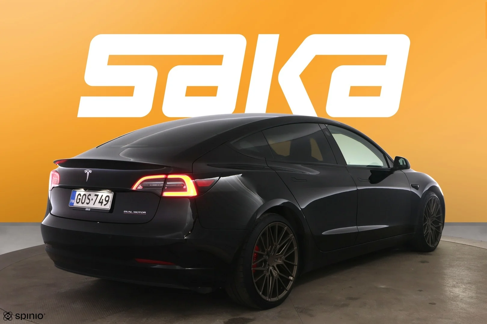 Car Image - bOziGw7ZeOhS8h8B1x1Bv