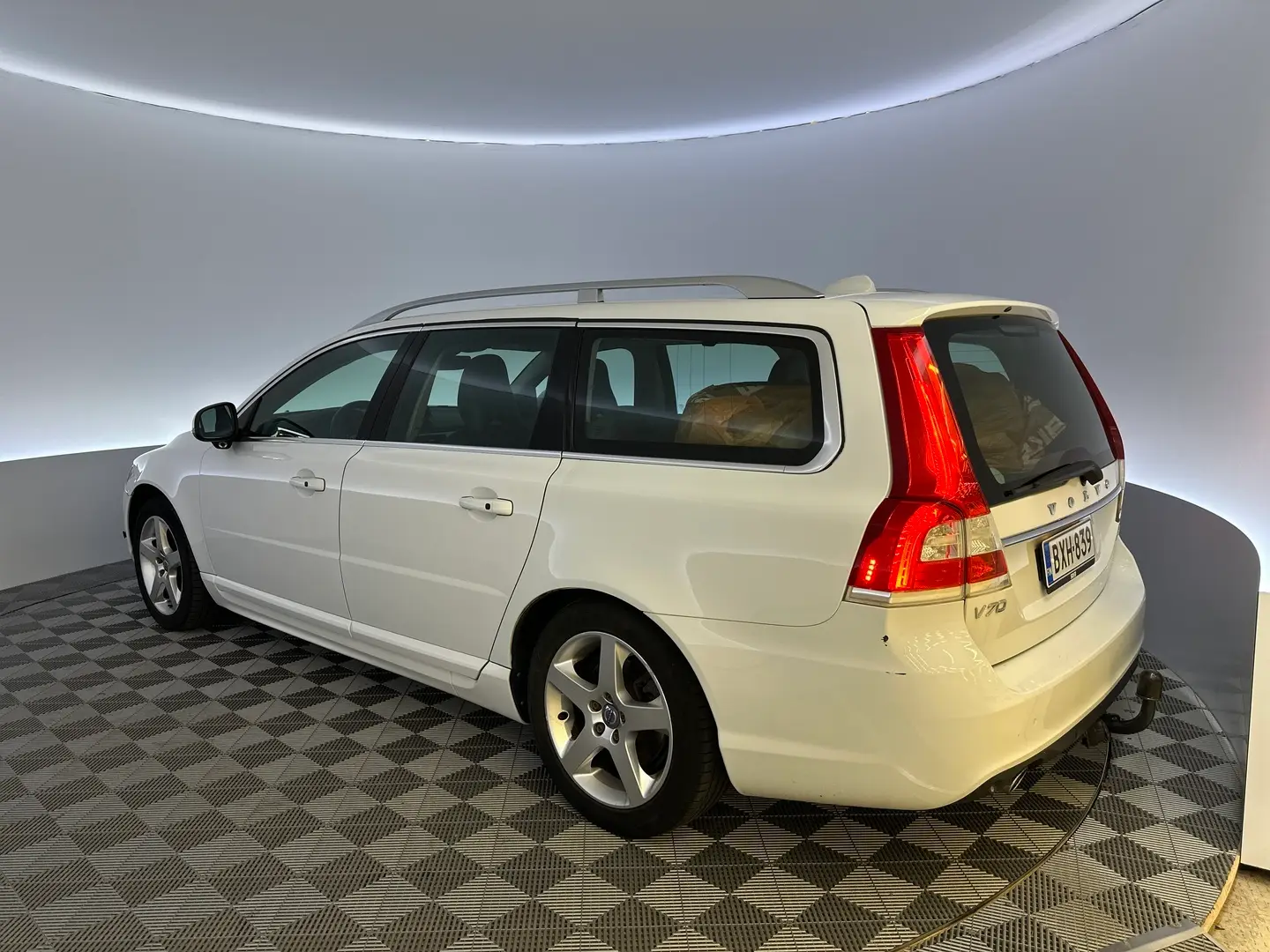 Car Image - 6aVQeKXfVePGTCImnvQENr