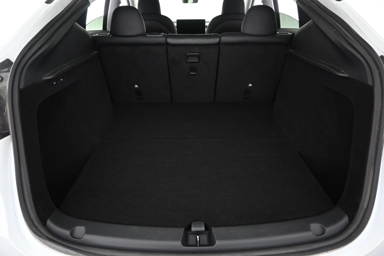 Car Image - 6OR3TAiFdkArBUFQAk5rpP