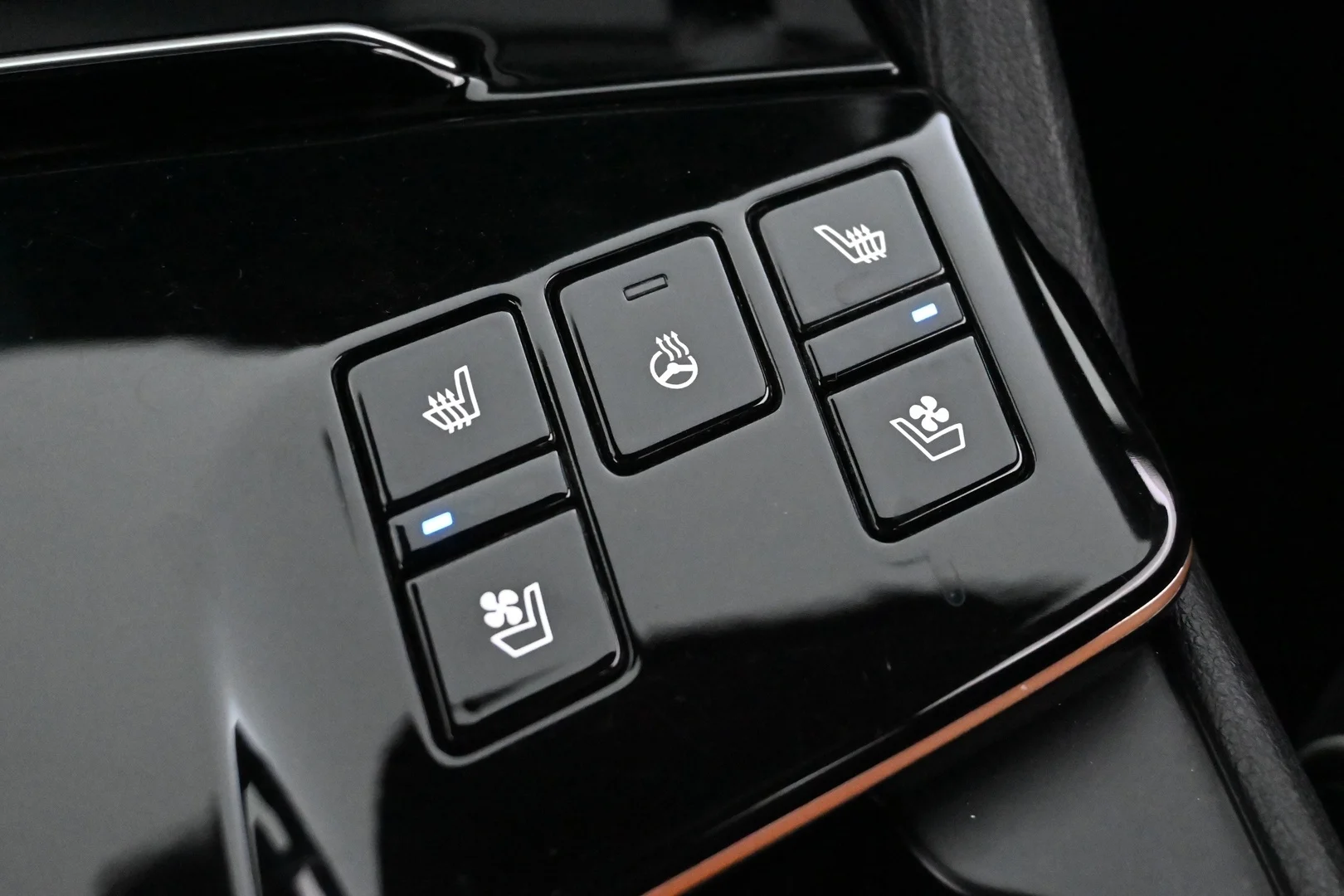 Car Image - WLSbbEJ29XlgDPDgLlyNU