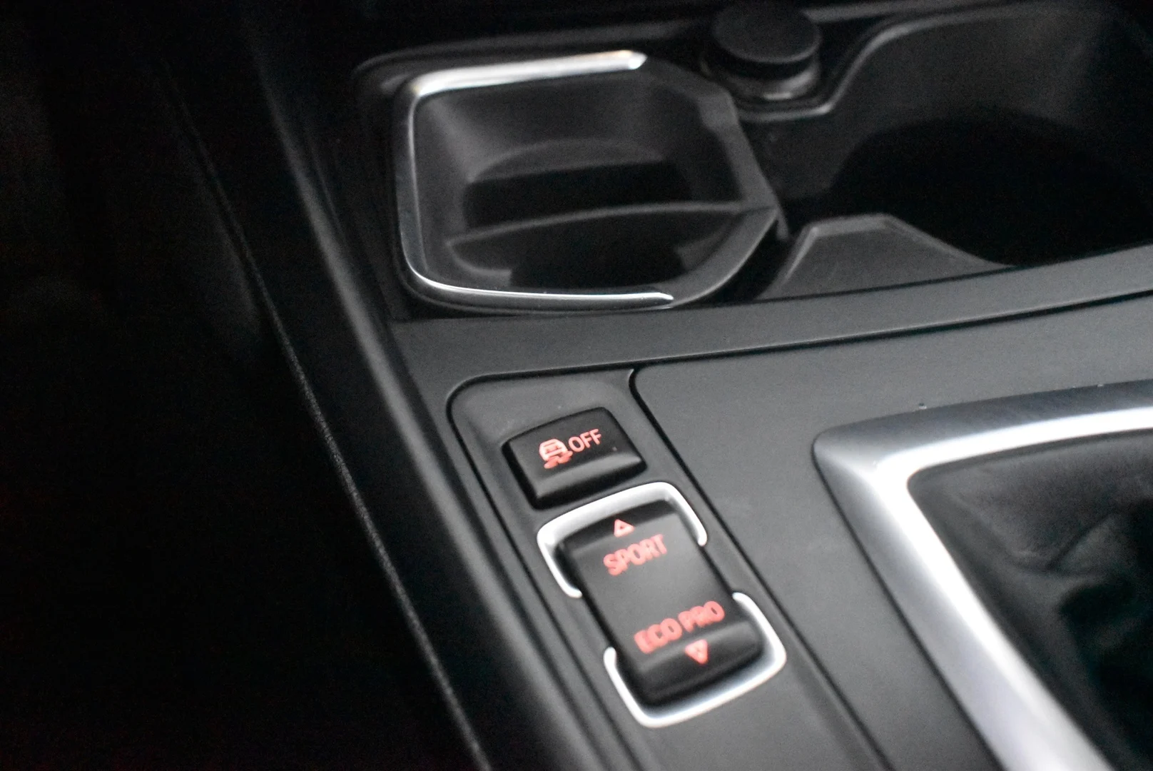 Car Image - 4UPjajJYxy3TKBkarTwM70