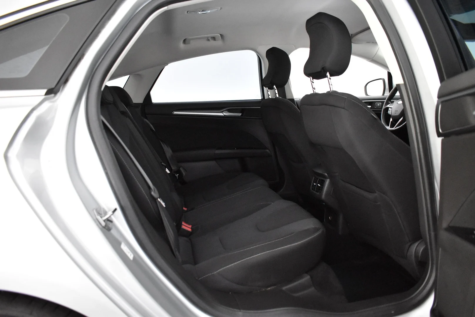 Car Image - 7C8QC1piDEBu8V94Tie86o