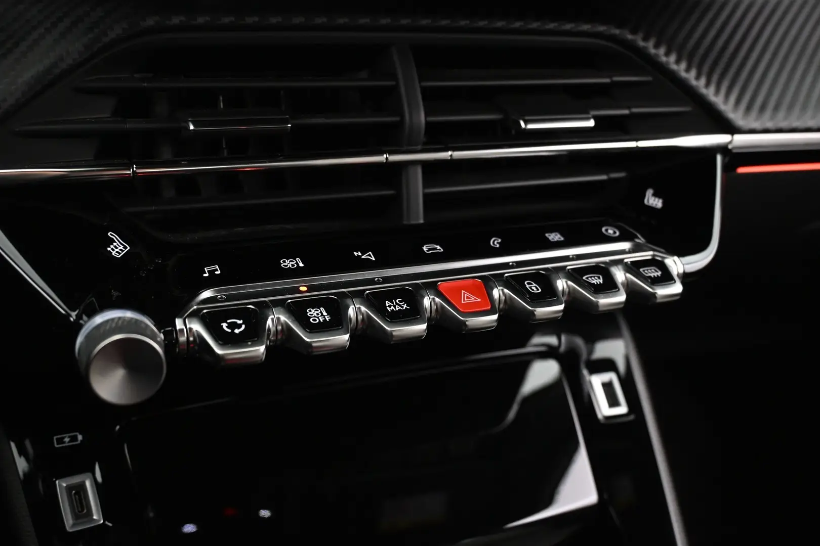 Car Image - 3NSe5hcM9E86Ptuhd0lJMZ