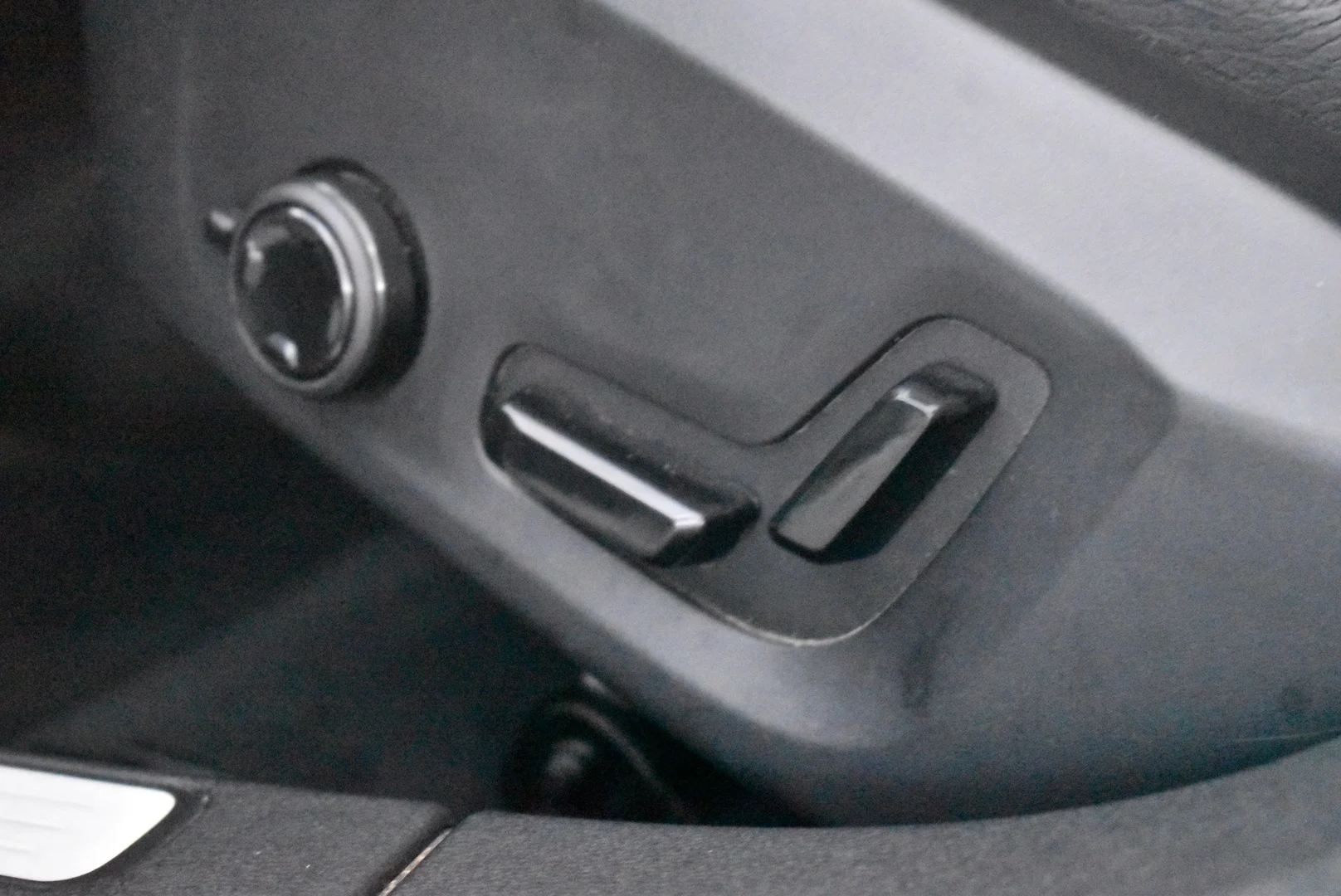 Car Image - 5KKmxUK0GXQ40k4ux9ffRm