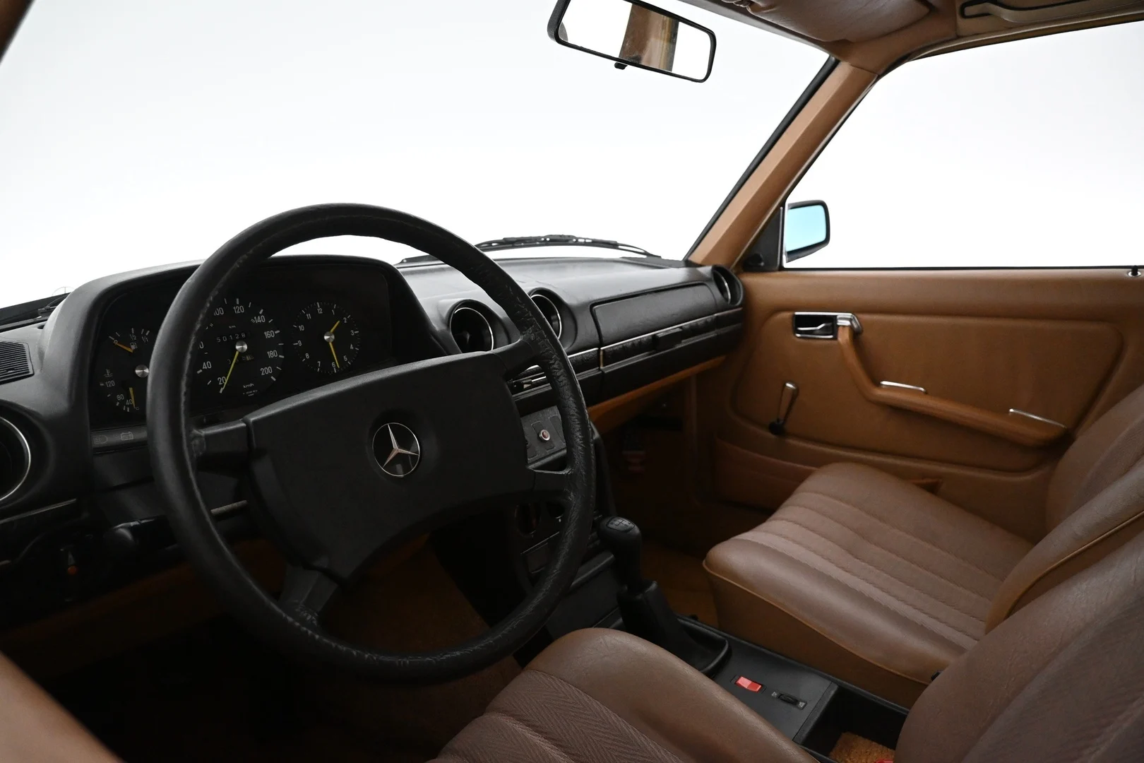 Car Image - 1Af4WYrLSiHnANscVdClj8